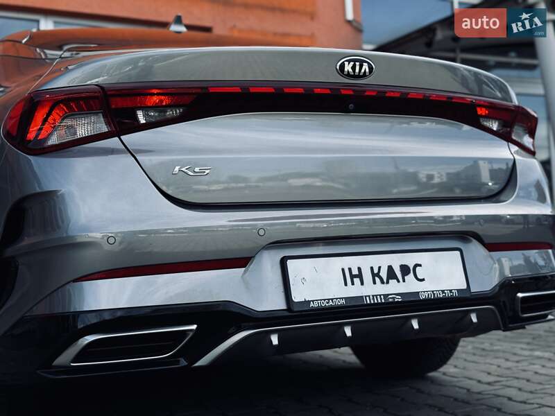 Седан Kia K5 2020 в Одессе