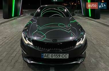 Седан Kia K5 2019 в 