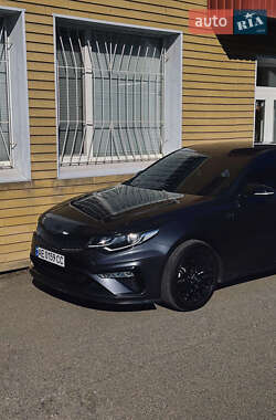 Седан Kia K5 2019 в 