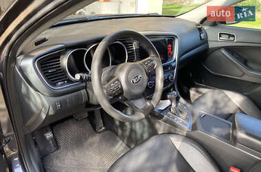 Седан Kia K5 2014 в 