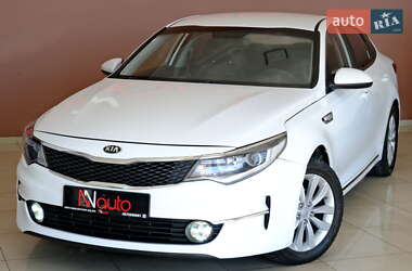 Седан Kia K5 2017 в 