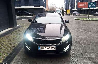 Седан Kia K5 2013 в Ивано-Франковске
