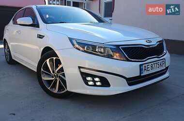 Седан Kia K5 2014 в 