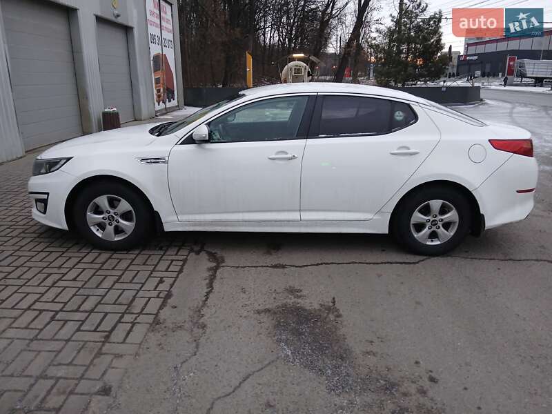 Седан Kia K5 2014 в Вінниці