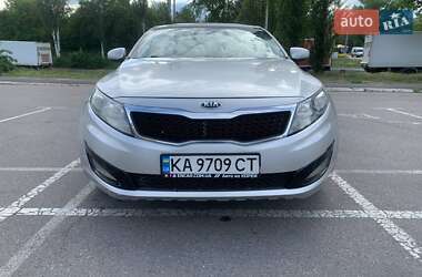 Седан Kia K5 2013 в 