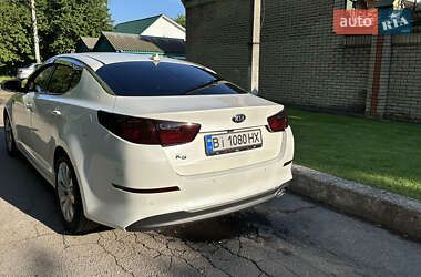 Седан Kia K5 2013 в 
