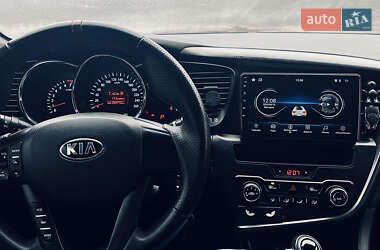 Седан Kia K5 2012 в 