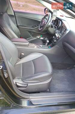Седан Kia K5 2014 в 