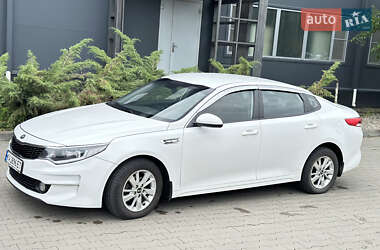 Седан Kia K5 2015 в Білій Церкві