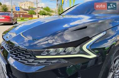 Седан Kia K5 2020 в 