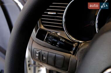 Седан Kia K5 2013 в 
