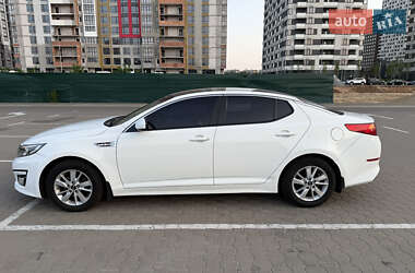 Седан Kia K5 2014 в Киеве