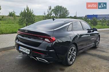 Седан Kia K5 2021 в 