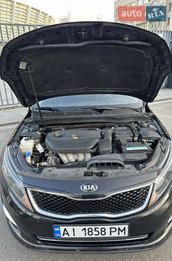 Седан Kia K5 2014 в 