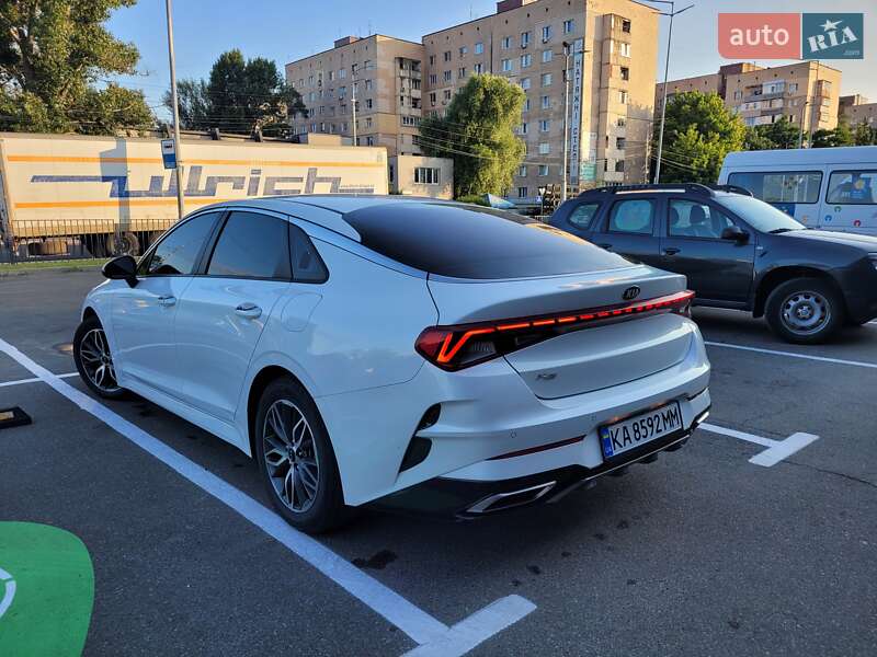 Седан Kia K5 2020 в Киеве