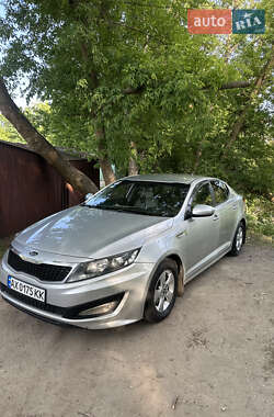Седан Kia K5 2011 в Харкові