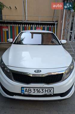 Седан Kia K5 2011 в 