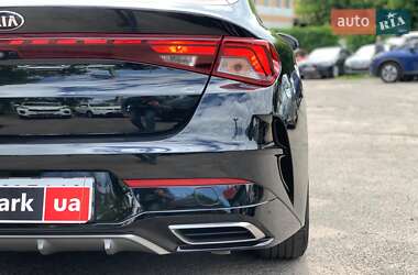 Седан Kia K5 2020 в 