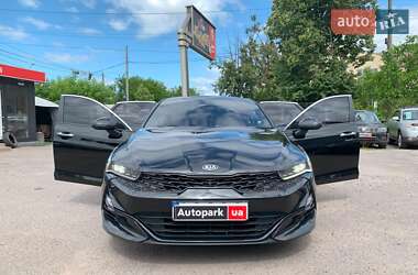 Седан Kia K5 2020 в 