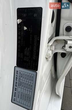 Седан Kia K5 2015 в 