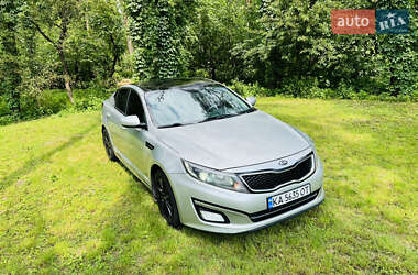 Седан Kia K5 2013 в Киеве