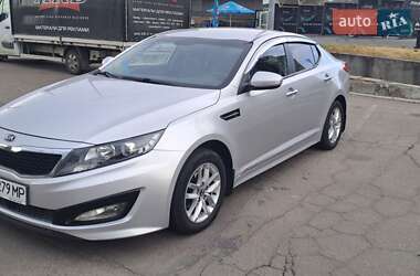 Седан Kia K5 2012 в Николаеве