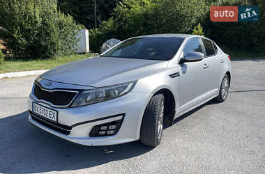 Седан Kia K5 2014 в Гусятине
