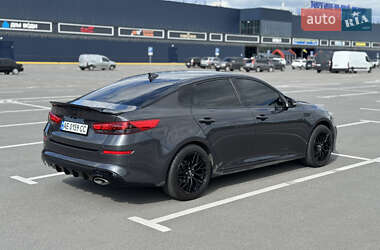 Седан Kia K5 2019 в 