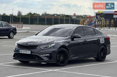 Седан Kia K5 2019 в 