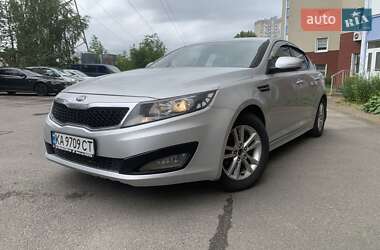 Седан Kia K5 2013 в Киеве