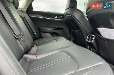 Седан Kia K5 2020 в 