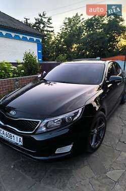 Седан Kia K5 2015 в Ставище