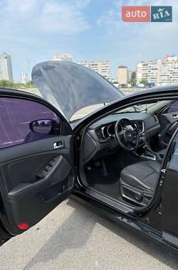 Седан Kia K5 2014 в 