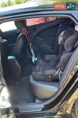 Седан Kia K5 2014 в 