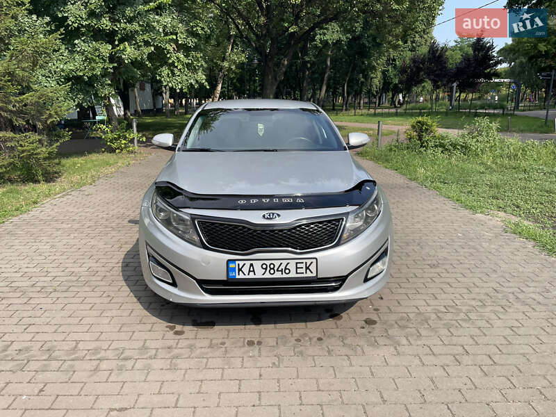 Седан Kia K5 2015 в Києві