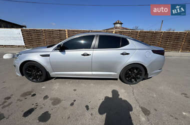 Седан Kia K5 2012 в 
