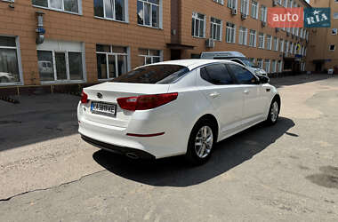 Седан Kia K5 2013 в 