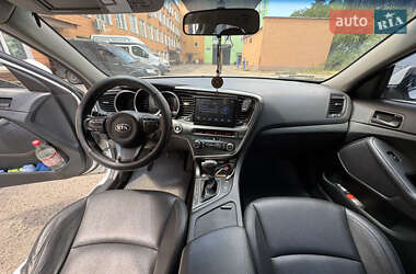 Седан Kia K5 2013 в 