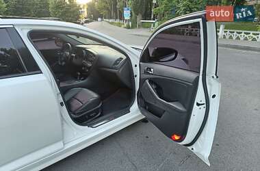 Седан Kia K5 2014 в 