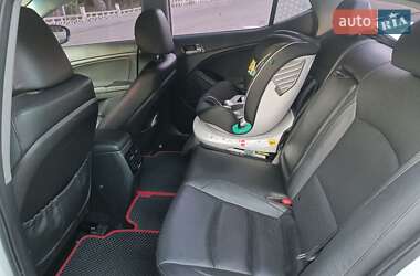 Седан Kia K5 2014 в 