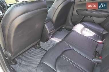 Седан Kia K5 2016 в 
