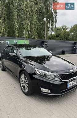 Седан Kia K5 2013 в Киеве