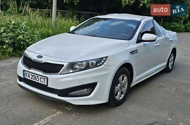 Седан Kia K5 2013 в 