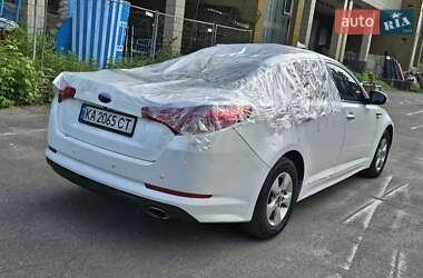 Седан Kia K5 2013 в 