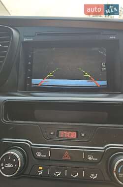 Седан Kia K5 2013 в 