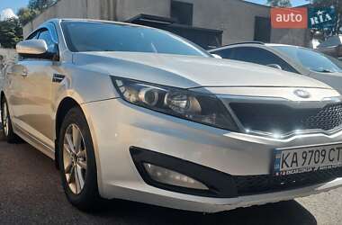 Седан Kia K5 2013 в 