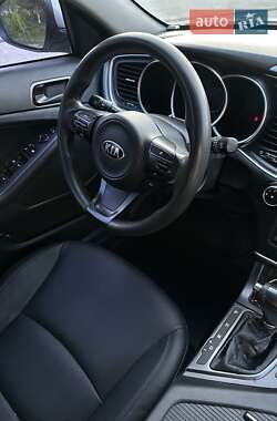 Седан Kia K5 2014 в 