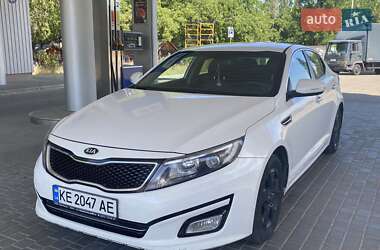 Седан Kia K5 2014 в 