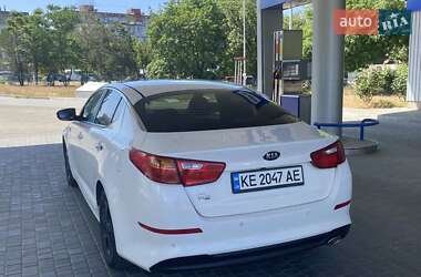Седан Kia K5 2014 в 