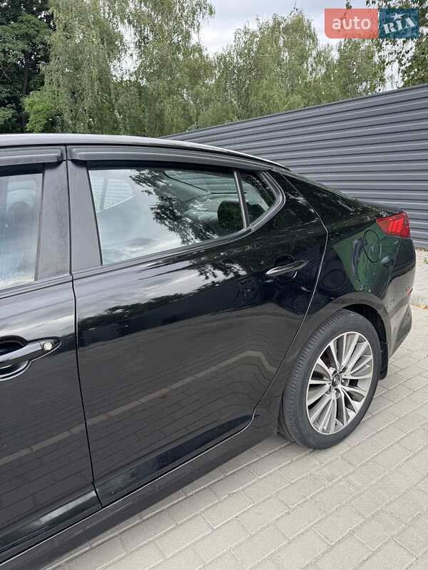 Седан Kia K5 2013 в Киеве